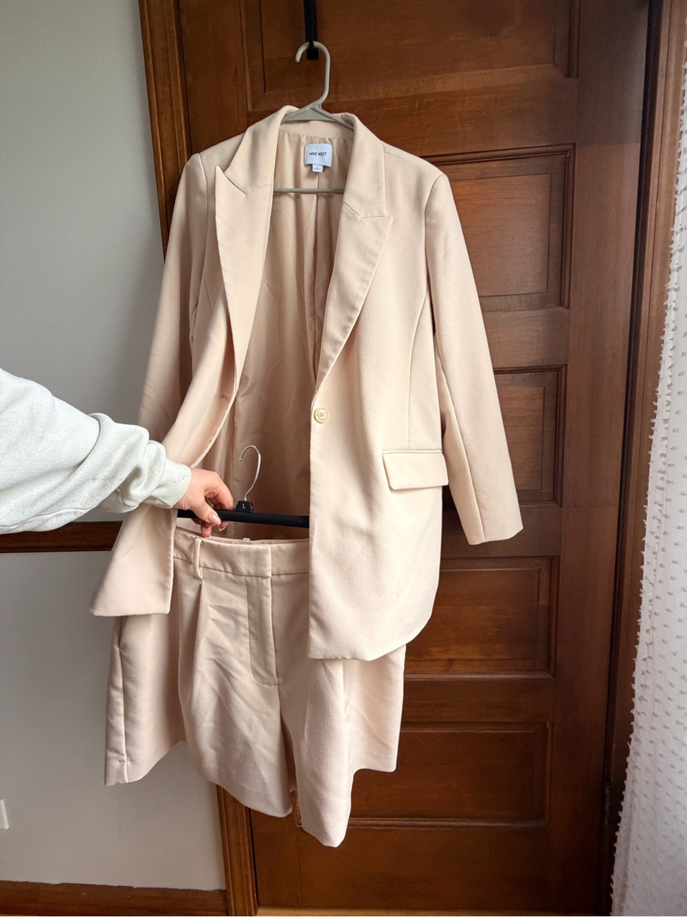 WOMENS NINE WEST BLAZER & SHORTS SUIT SET - Picture 2 of 7